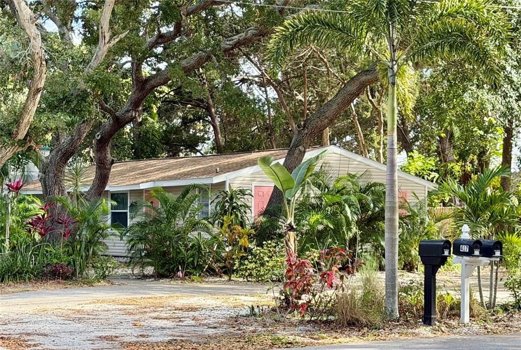 待售: $450,000 (4 贝兹, 0 浴室, 1248 平方英尺)