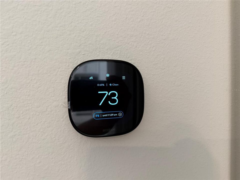 For Rent: $2,600 (3 beds, 2 baths, 1693 Square Feet)