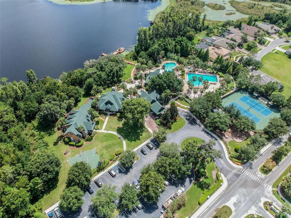 For Sale: $419,900 (3 beds, 2 baths, 1403 Square Feet)