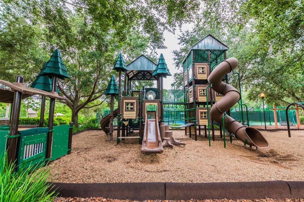 For Sale: $419,900 (3 beds, 2 baths, 1403 Square Feet)