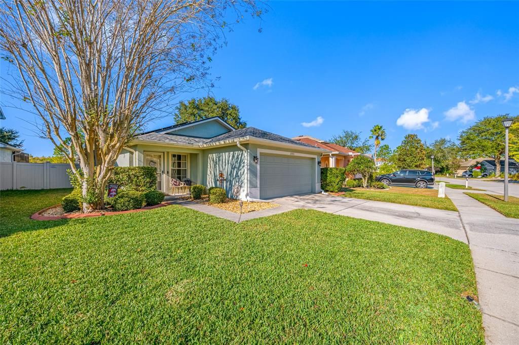 For Sale: $419,900 (3 beds, 2 baths, 1403 Square Feet)