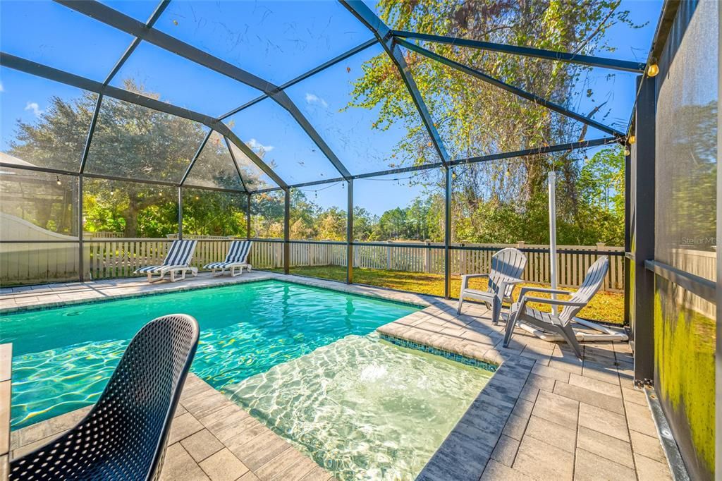 For Sale: $419,900 (3 beds, 2 baths, 1403 Square Feet)