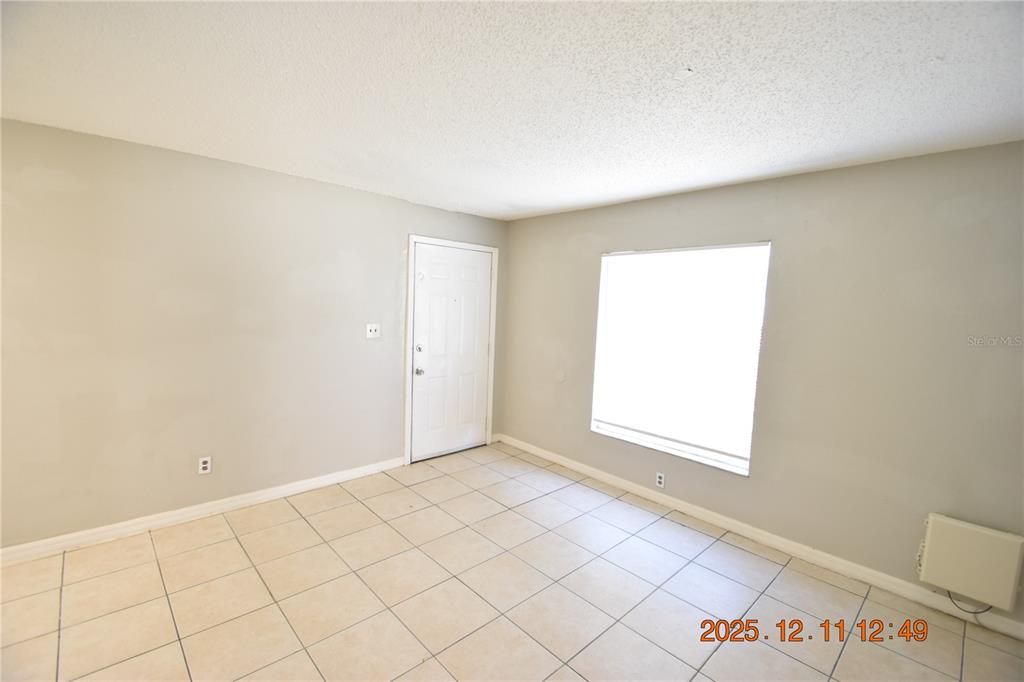 出租: $1,195 (2 贝兹, 1 浴室, 705 平方英尺)