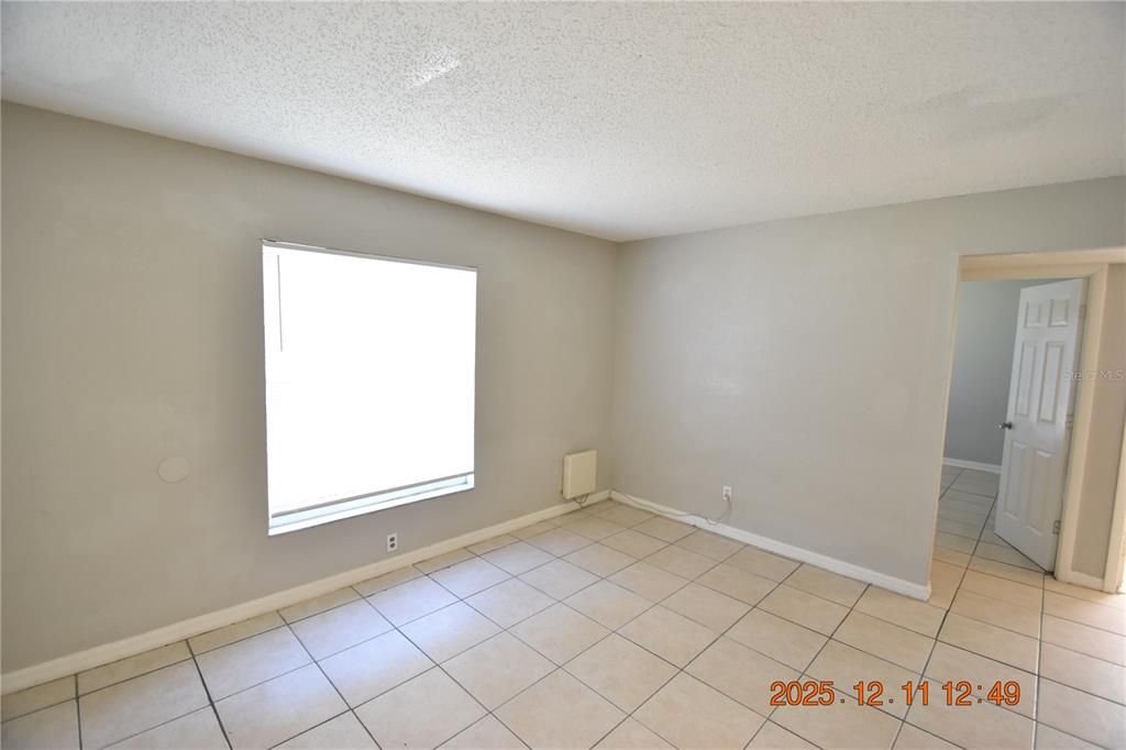 出租: $1,195 (2 贝兹, 1 浴室, 705 平方英尺)