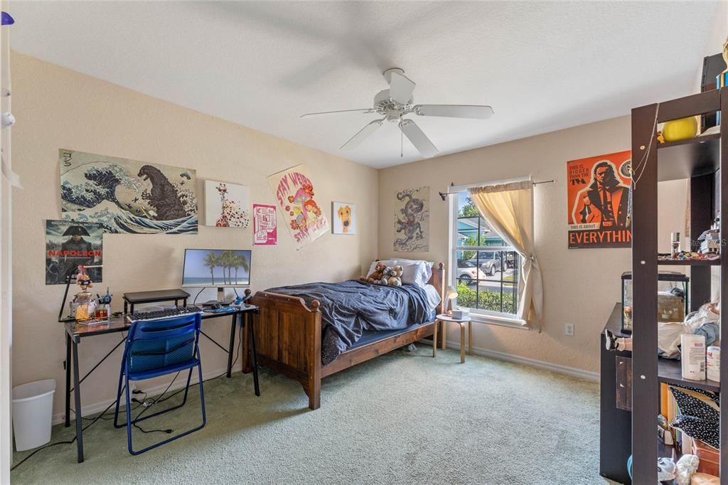 出租: $2,250 (4 贝兹, 3 浴室, 1731 平方英尺)