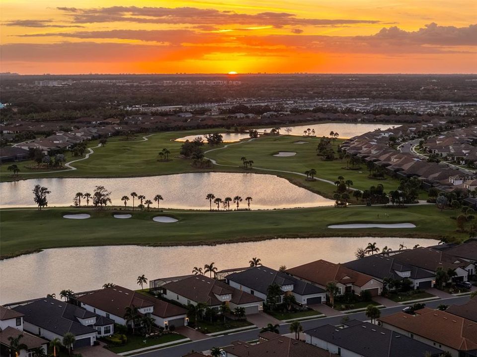 На продажу: $1,900,000 (3 спален, 3 ванн, 3138 Квадратных фут)