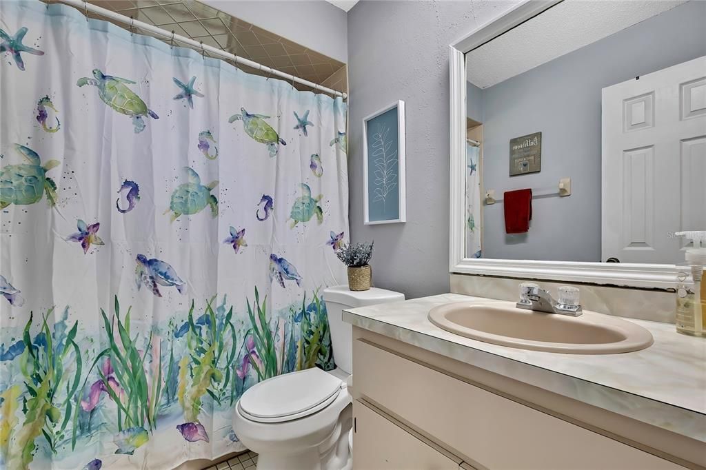 For Sale: $285,000 (2 beds, 2 baths, 1168 Square Feet)