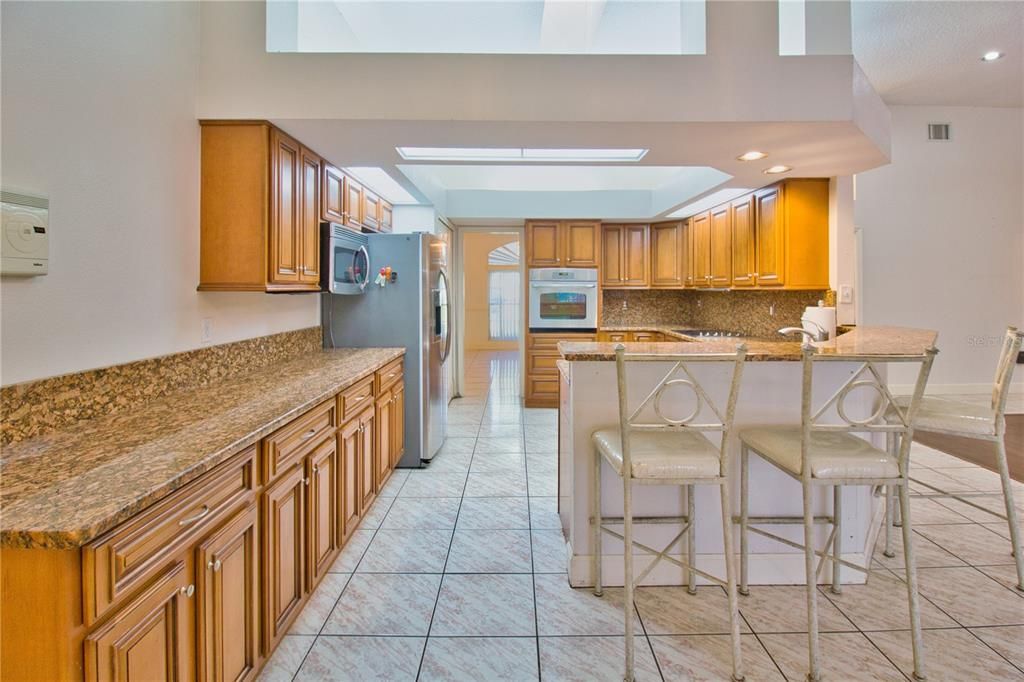 待售: $500,000 (4 贝兹, 3 浴室, 2860 平方英尺)