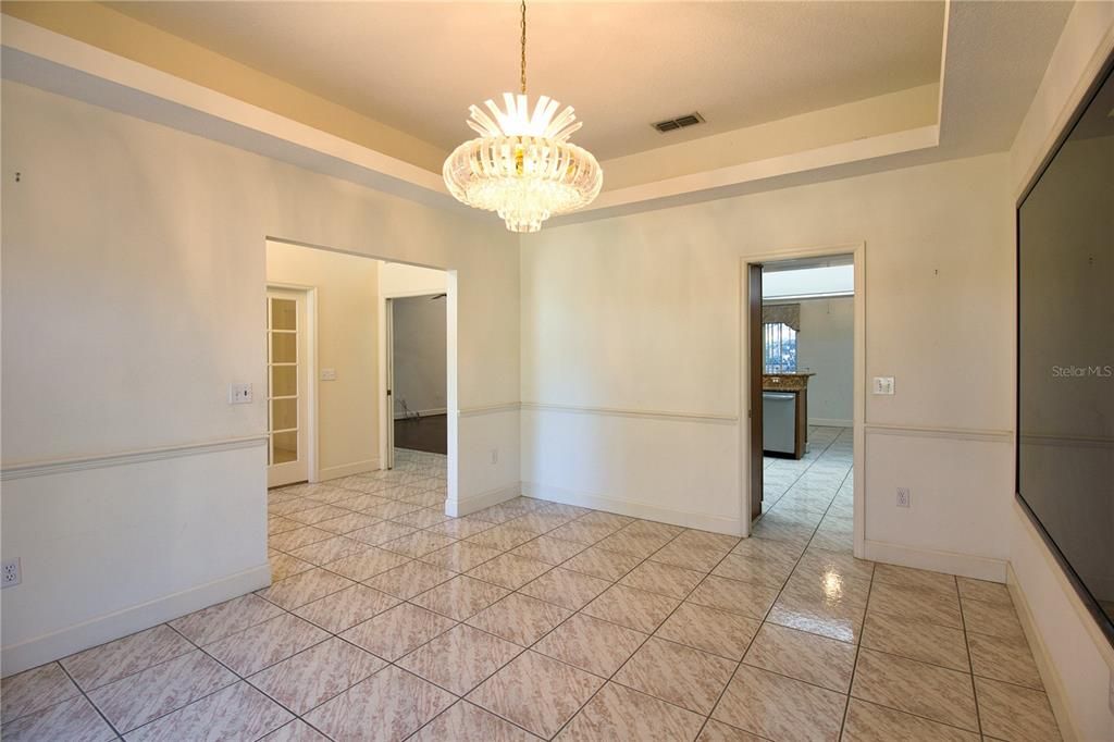 待售: $500,000 (4 贝兹, 3 浴室, 2860 平方英尺)