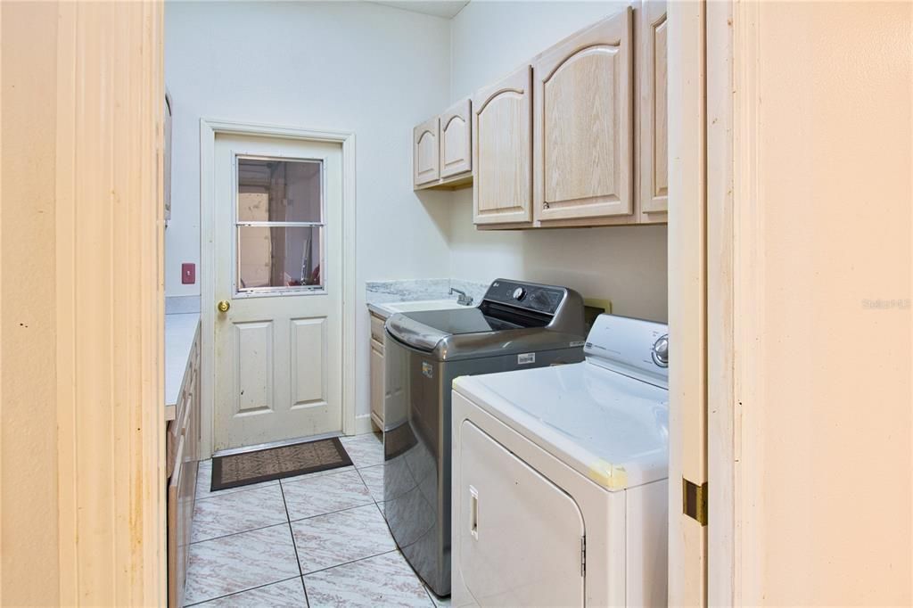 待售: $500,000 (4 贝兹, 3 浴室, 2860 平方英尺)