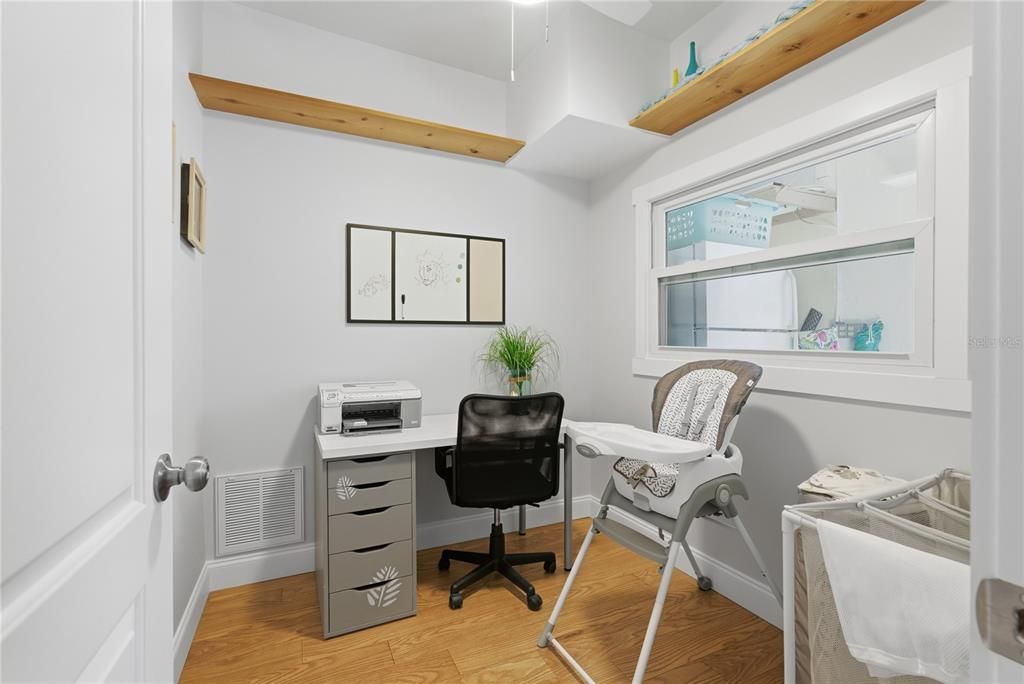 En Venta: $429,000 (3 camas, 2 baños, 1233 Pies cuadrados)