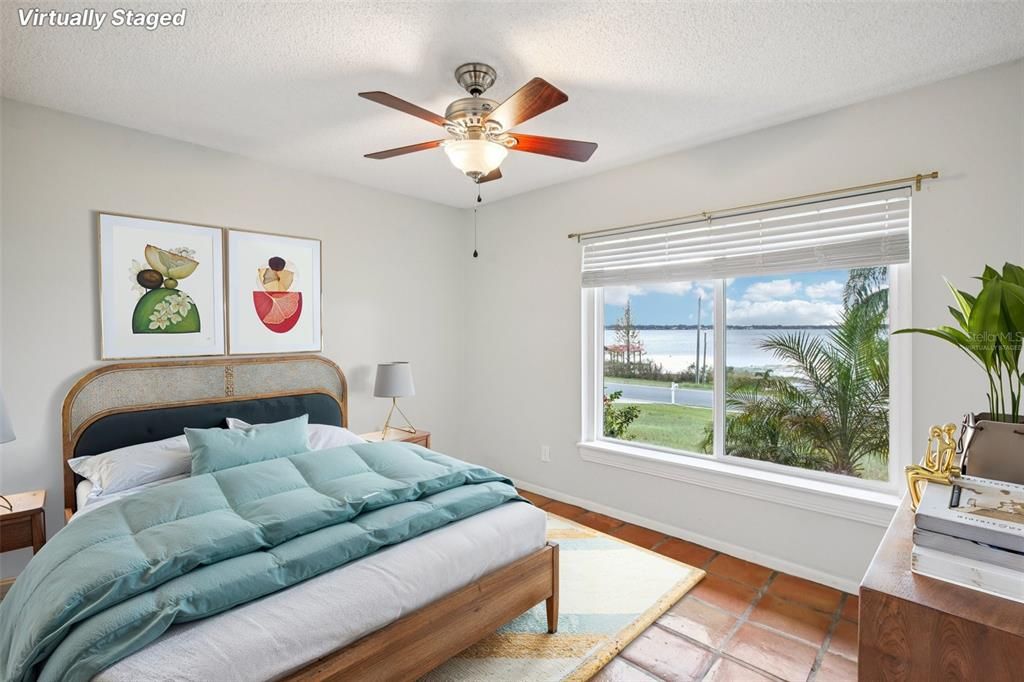 En Venta: $495,000 (4 camas, 3 baños, 2247 Pies cuadrados)