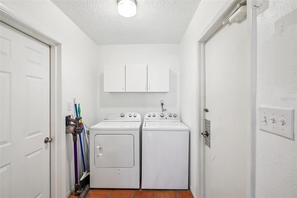 En Venta: $495,000 (4 camas, 3 baños, 2247 Pies cuadrados)