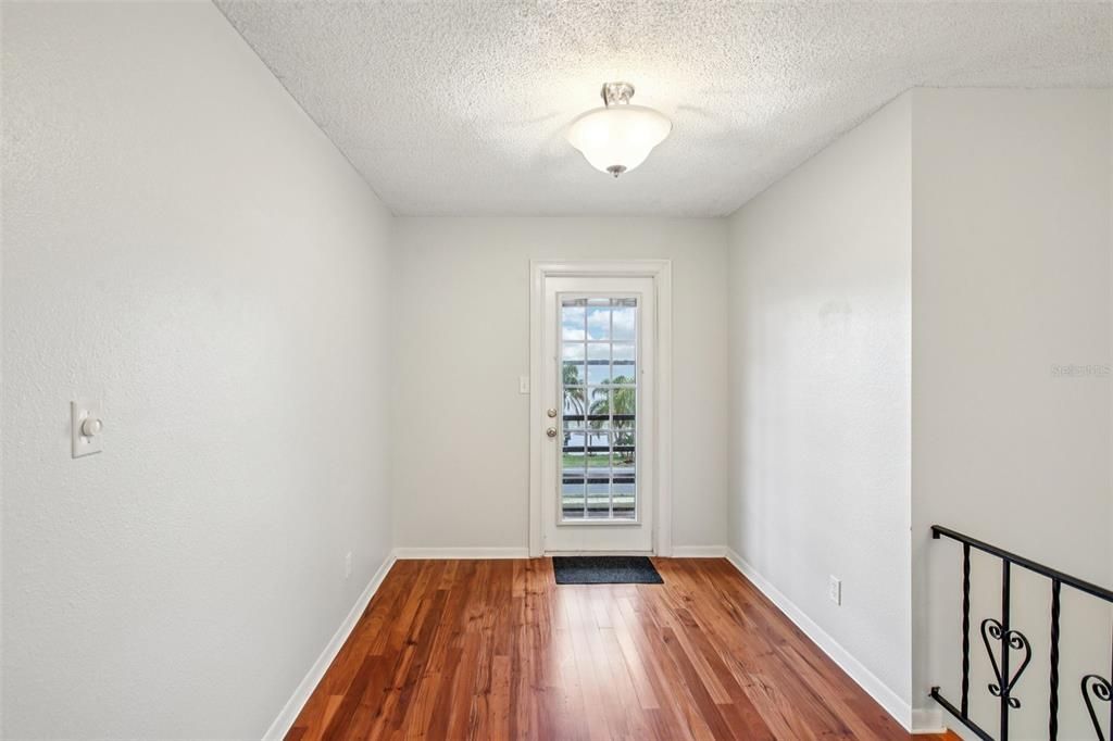 En Venta: $495,000 (4 camas, 3 baños, 2247 Pies cuadrados)