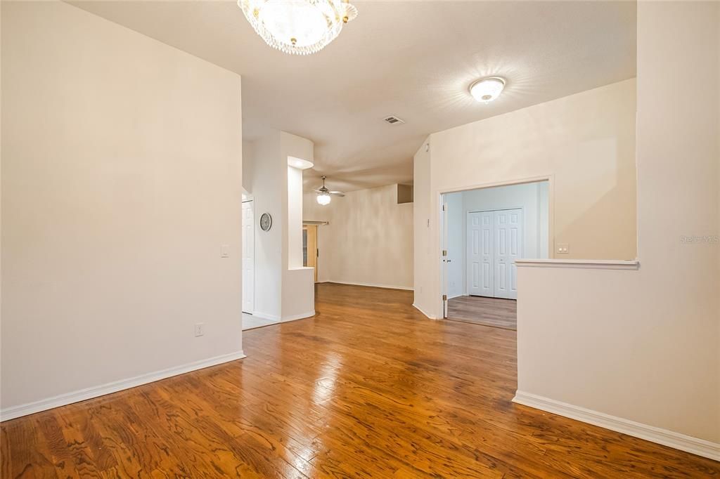 For Sale: $499,900 (5 beds, 3 baths, 2606 Square Feet)