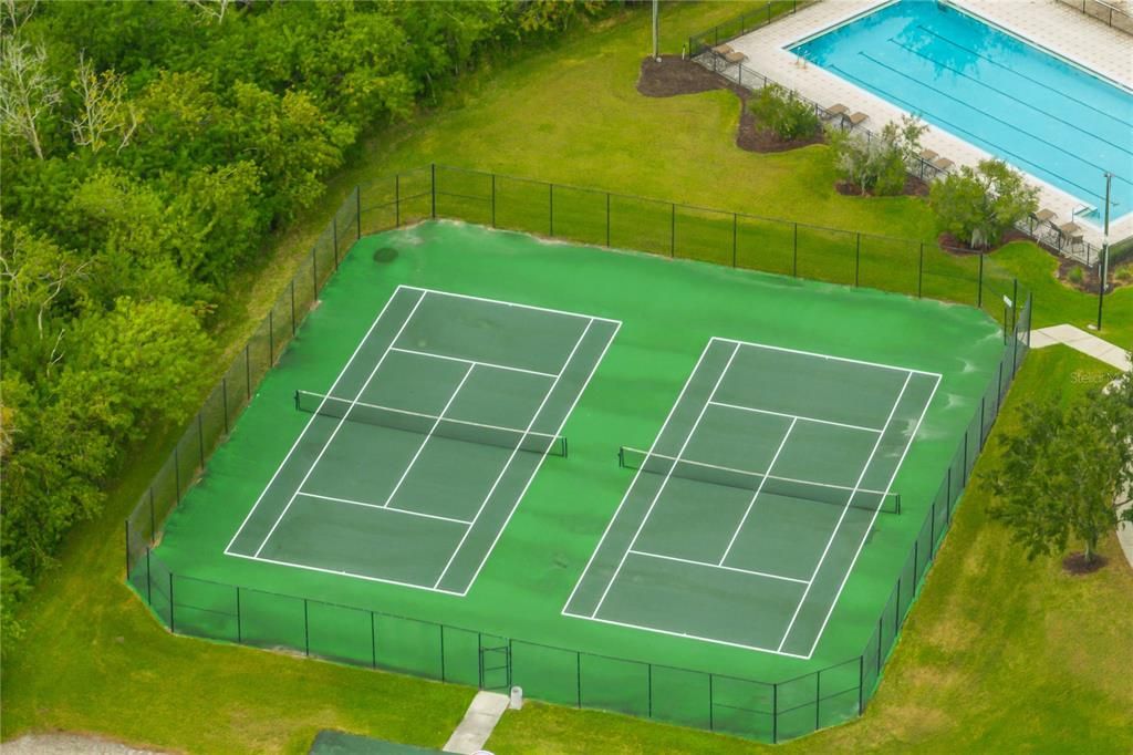 For Sale: $499,900 (5 beds, 3 baths, 2606 Square Feet)