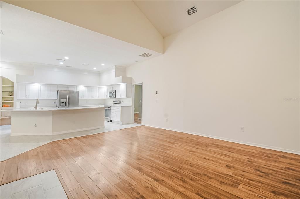 For Sale: $499,900 (5 beds, 3 baths, 2606 Square Feet)