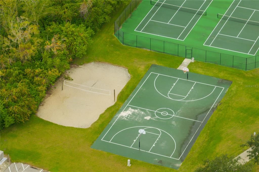 For Sale: $499,900 (5 beds, 3 baths, 2606 Square Feet)