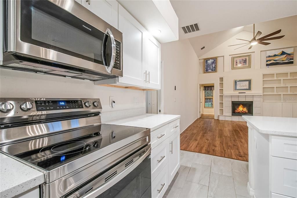 For Sale: $499,900 (5 beds, 3 baths, 2606 Square Feet)