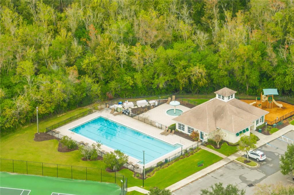 For Sale: $499,900 (5 beds, 3 baths, 2606 Square Feet)