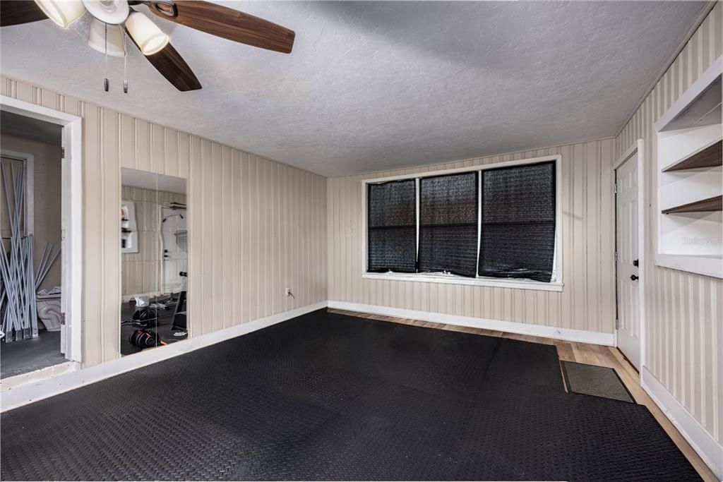 На продажу: $234,000 (3 спален, 1 ванн, 1288 Квадратных фут)