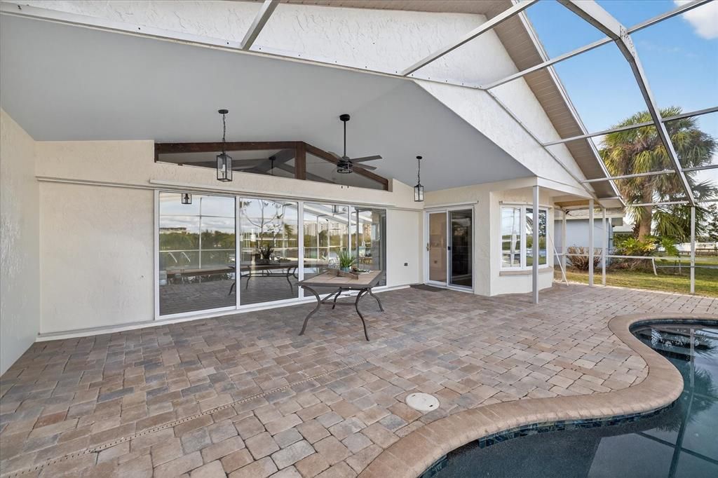 待售: $675,000 (3 贝兹, 2 浴室, 1707 平方英尺)