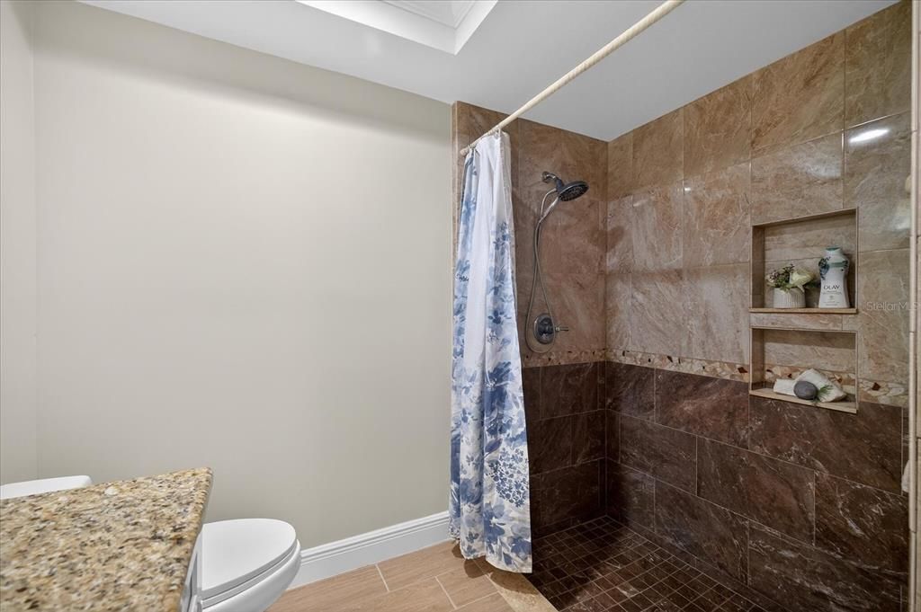 待售: $675,000 (3 贝兹, 2 浴室, 1707 平方英尺)