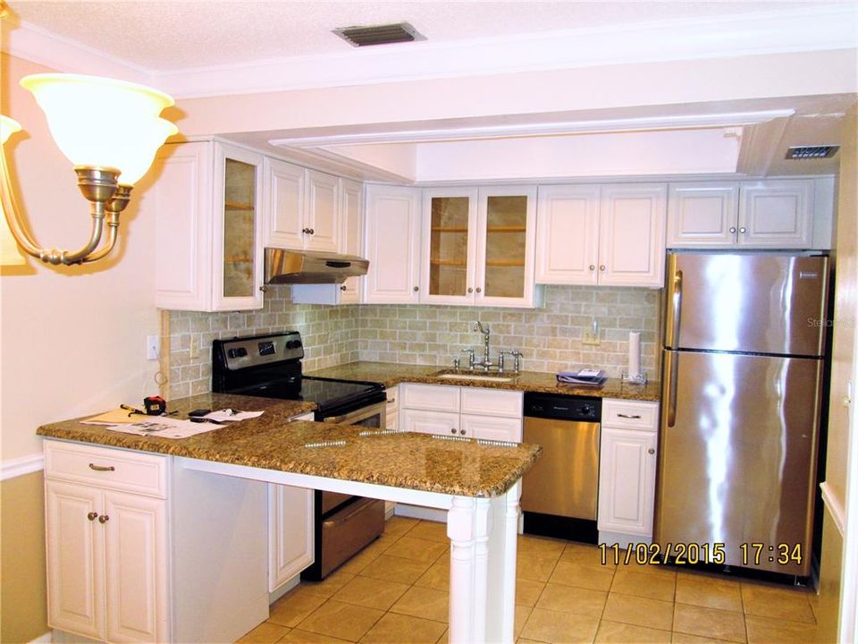 出租: $1,895 (2 贝兹, 2 浴室, 960 平方英尺)