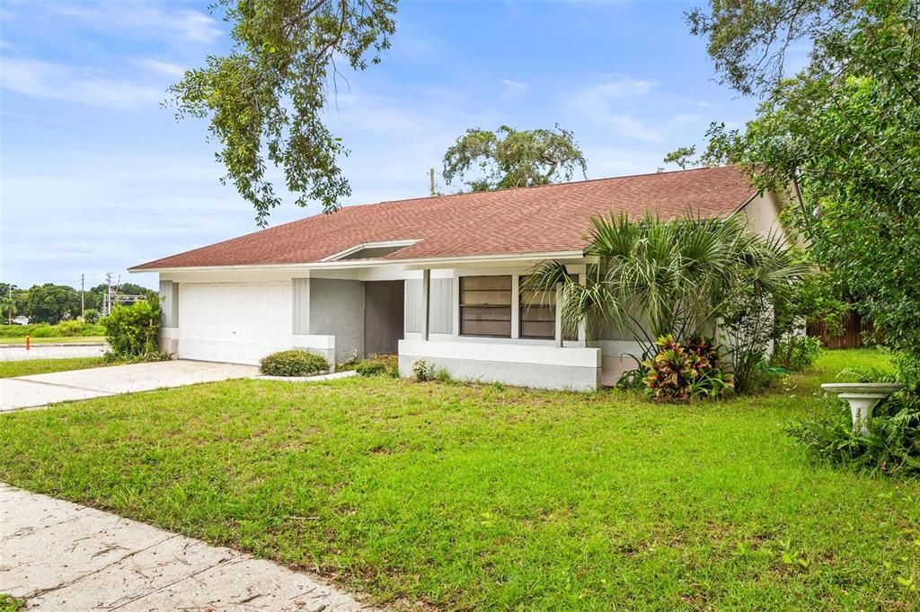 For Rent: $2,650 (3 beds, 2 baths, 1792 Square Feet)