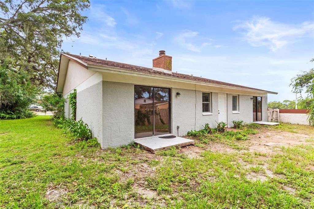 For Rent: $2,650 (3 beds, 2 baths, 1792 Square Feet)