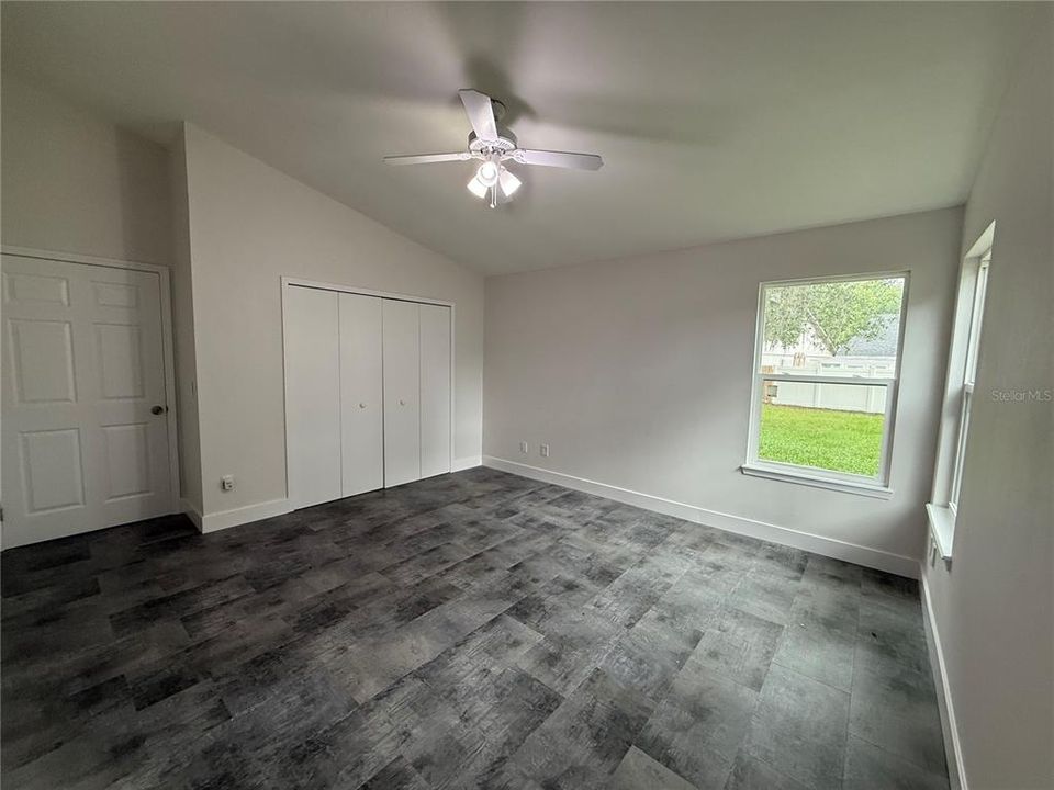 Active With Contract: $295,000 (3 beds, 2 baths, 1214 Square Feet)