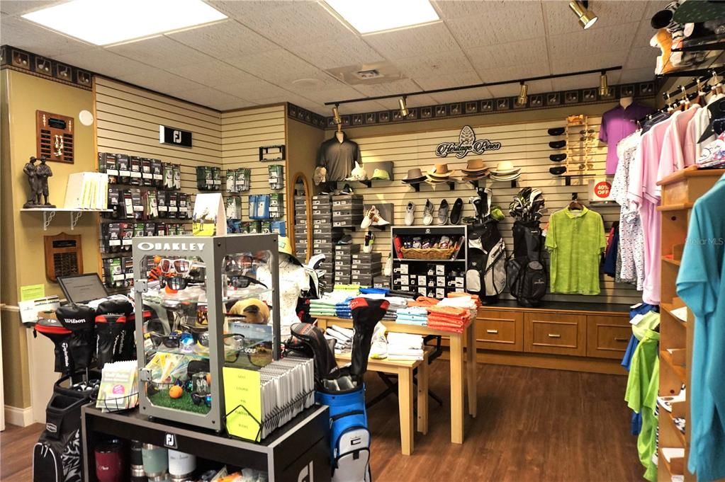 待售: $439,000 (3 贝兹, 2 浴室, 2032 平方英尺)