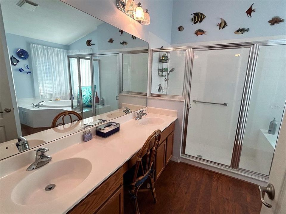 待售: $439,000 (3 贝兹, 2 浴室, 2032 平方英尺)