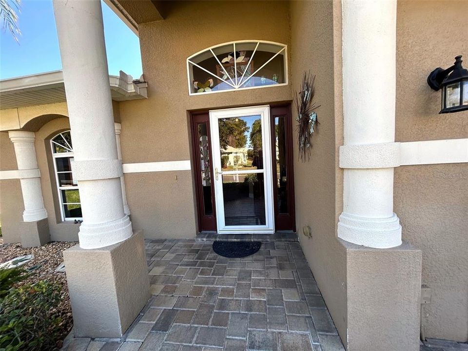 待售: $439,000 (3 贝兹, 2 浴室, 2032 平方英尺)