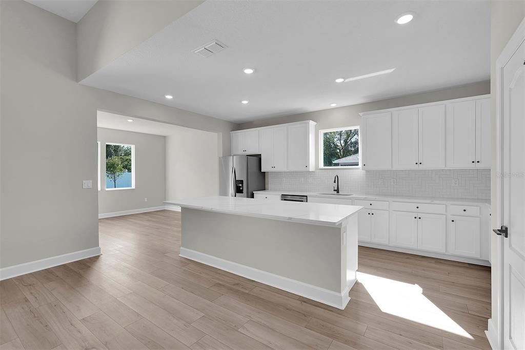 For Sale: $414,900 (4 beds, 2 baths, 2063 Square Feet)