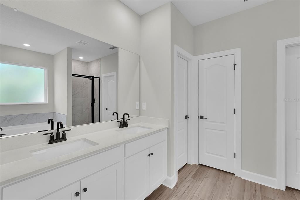 For Sale: $414,900 (4 beds, 2 baths, 2063 Square Feet)