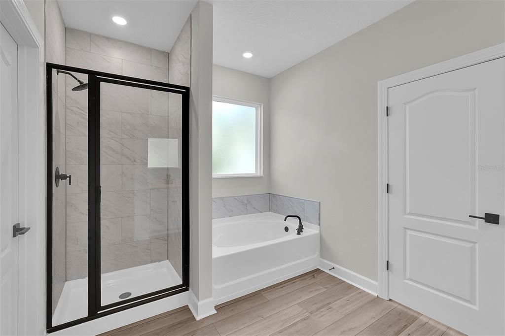 For Sale: $414,900 (4 beds, 2 baths, 2063 Square Feet)