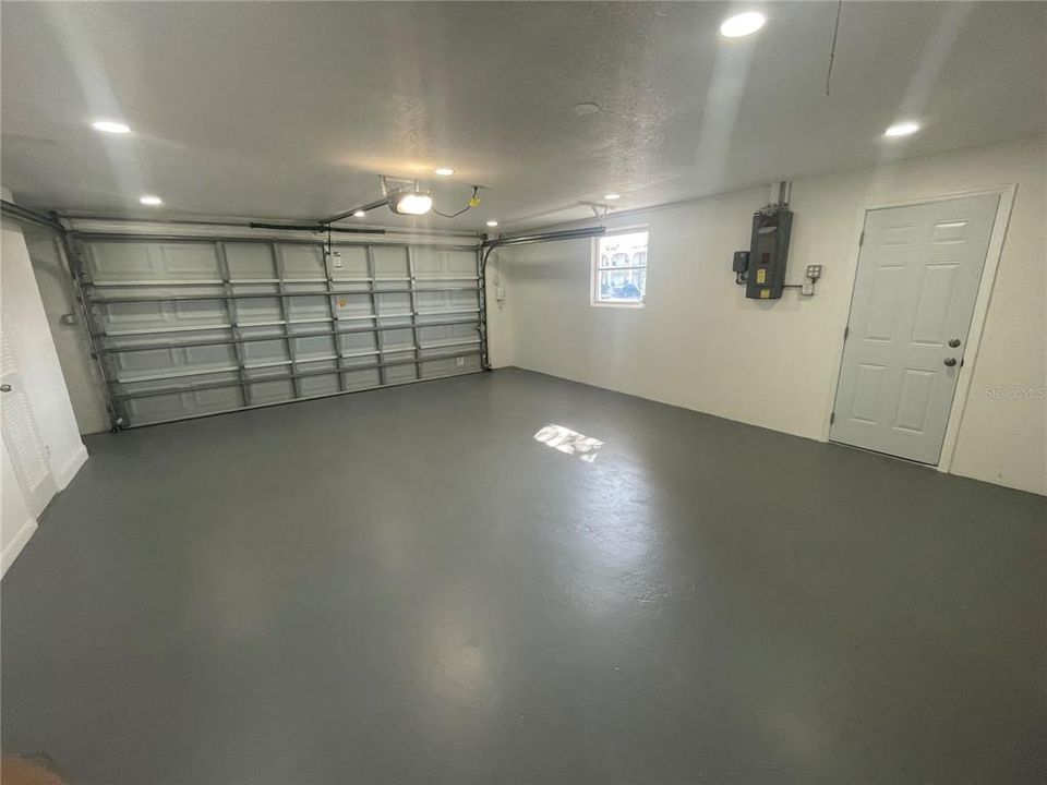 待售: $325,000 (3 贝兹, 2 浴室, 1252 平方英尺)