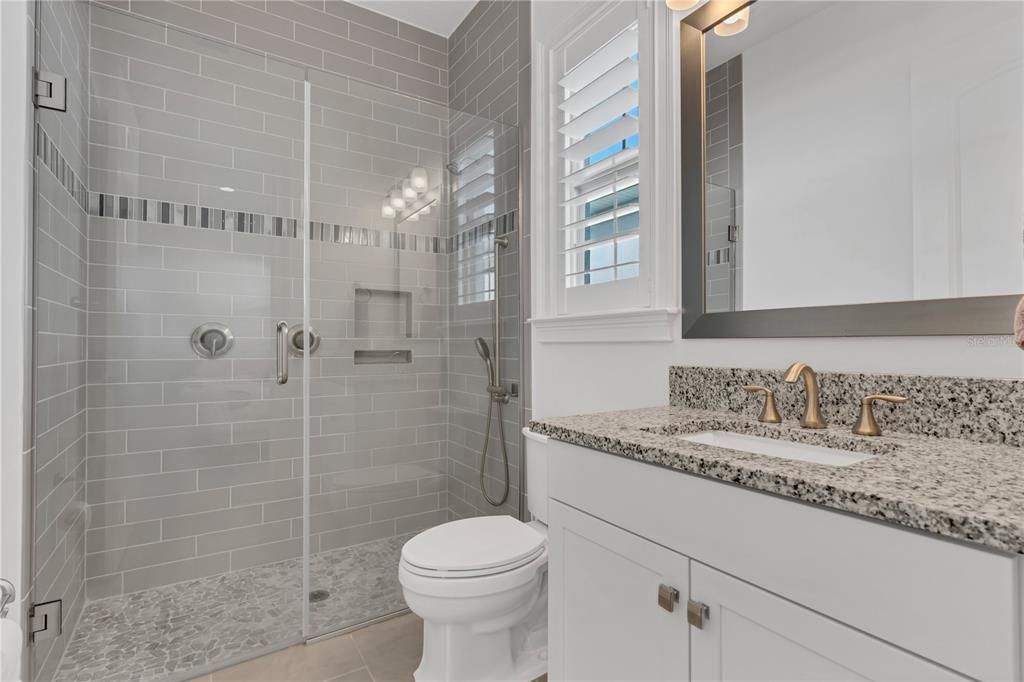 待售: $1,450,000 (4 贝兹, 5 浴室, 3725 平方英尺)