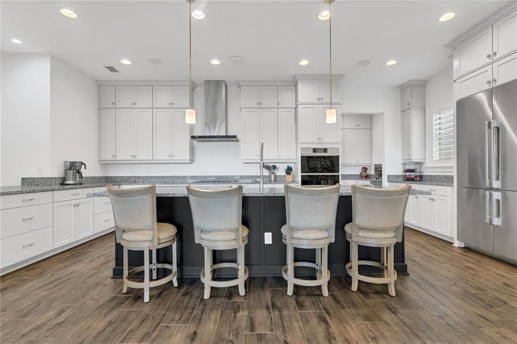 待售: $1,450,000 (4 贝兹, 5 浴室, 3725 平方英尺)