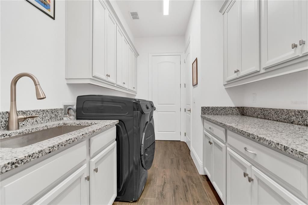 待售: $1,450,000 (4 贝兹, 5 浴室, 3725 平方英尺)