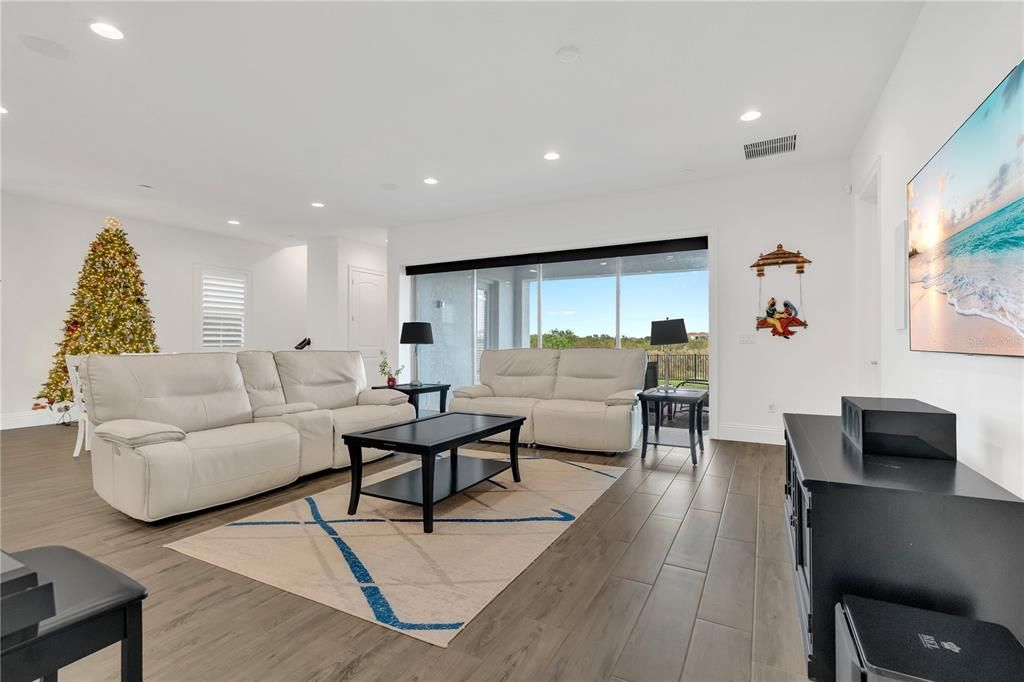 待售: $1,450,000 (4 贝兹, 5 浴室, 3725 平方英尺)