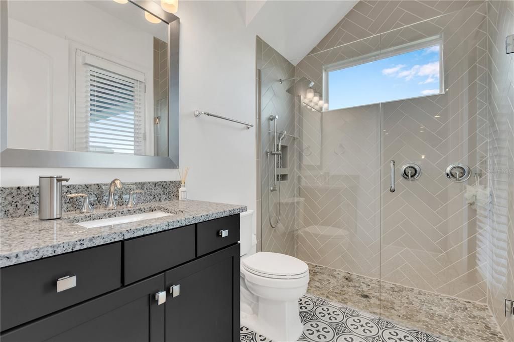 待售: $1,450,000 (4 贝兹, 5 浴室, 3725 平方英尺)