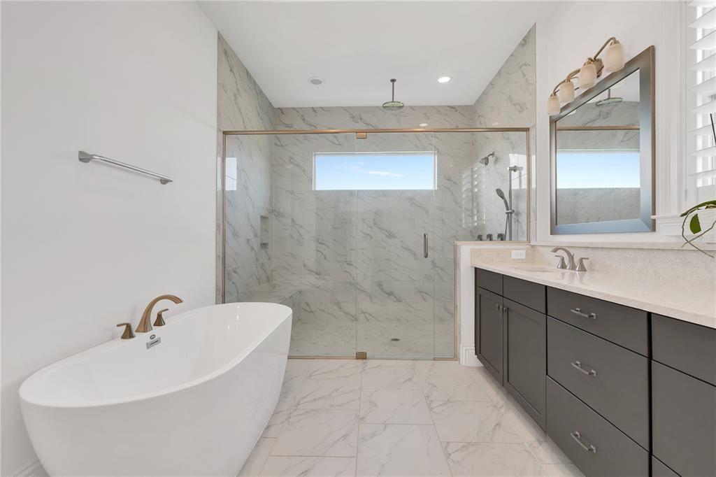 待售: $1,450,000 (4 贝兹, 5 浴室, 3725 平方英尺)