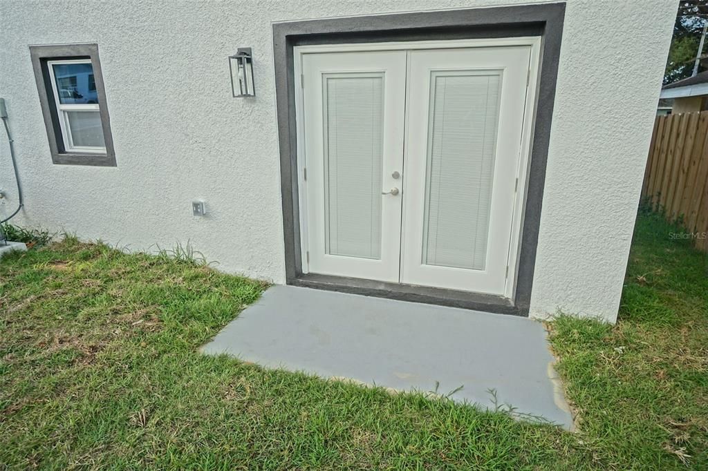 For Sale: $319,000 (4 beds, 3 baths, 1656 Square Feet)