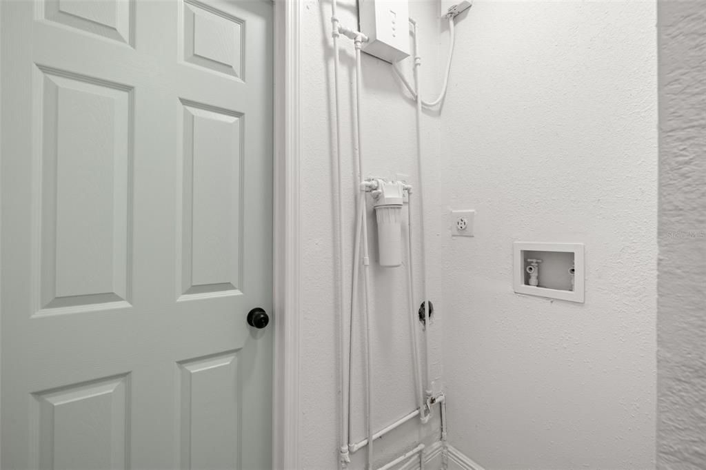 На продажу: $285,000 (3 спален, 2 ванн, 1122 Квадратных фут)