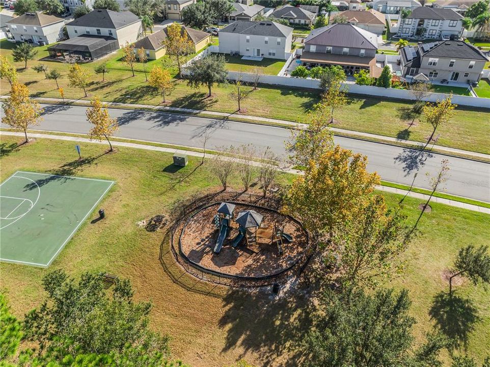 For Sale: $285,000 (3 beds, 2 baths, 1703 Square Feet)