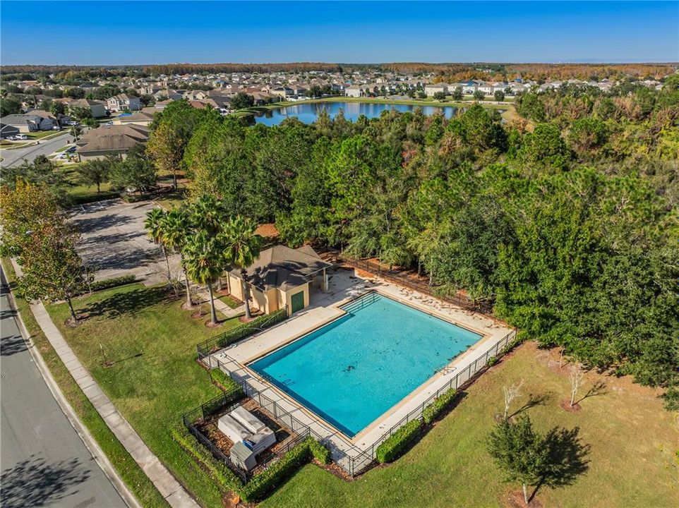 For Sale: $285,000 (3 beds, 2 baths, 1703 Square Feet)