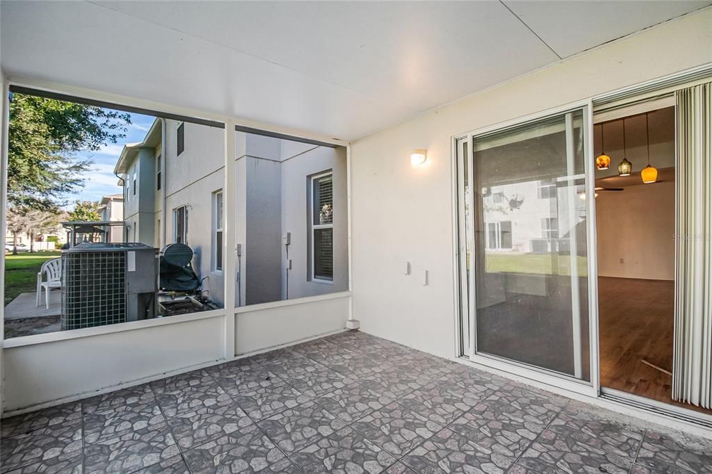 For Sale: $285,000 (3 beds, 2 baths, 1703 Square Feet)