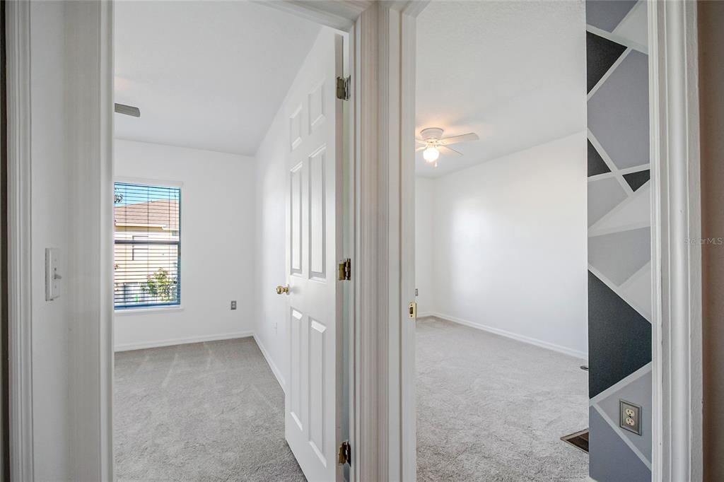 For Sale: $285,000 (3 beds, 2 baths, 1703 Square Feet)